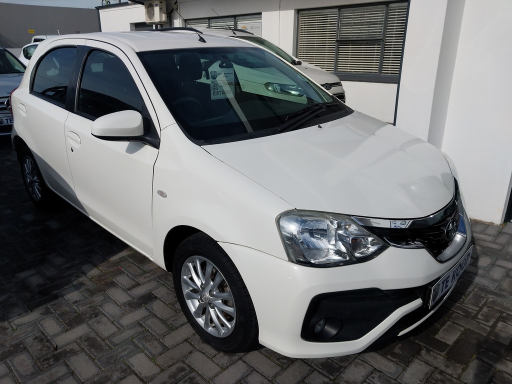 Hennie Steenkamp Motors Vehicle Image