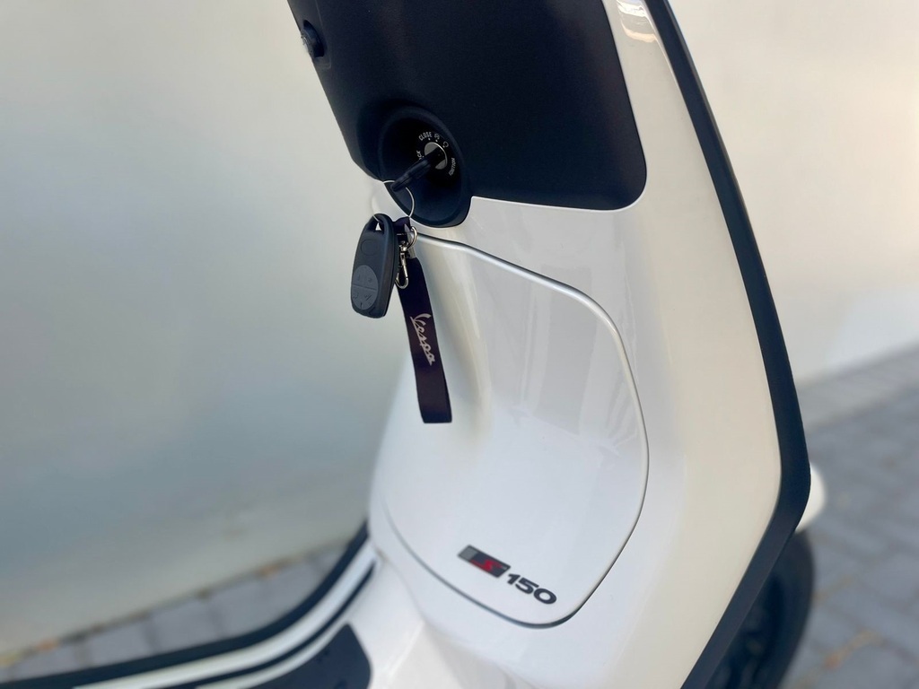 Thumbnail Image Thumbnail Image