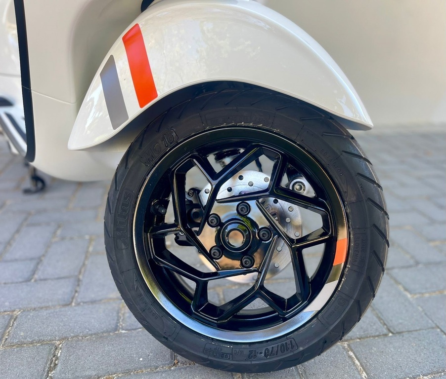 Thumbnail Image Thumbnail Image