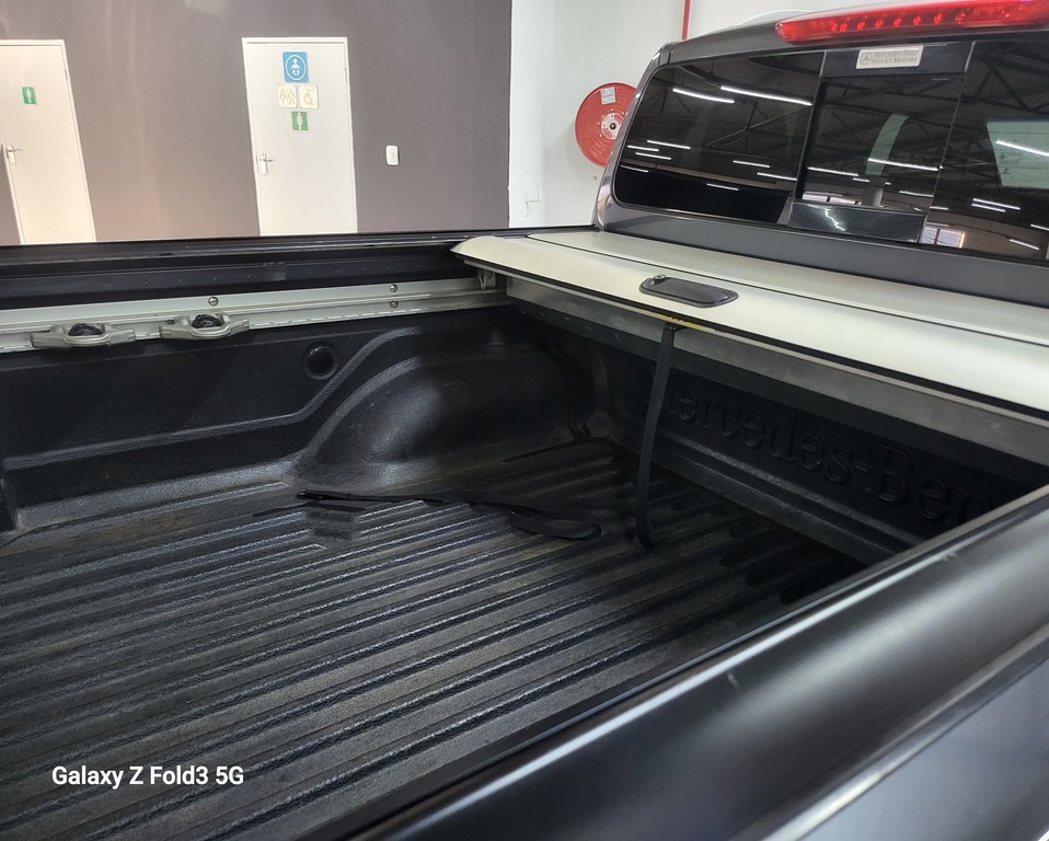 Thumbnail Image Thumbnail Image