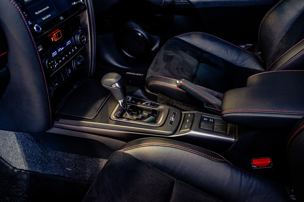 TOYOTA FORTUNER FORTUNER 2.8GD-6 4X4 GR-S A/T - 12