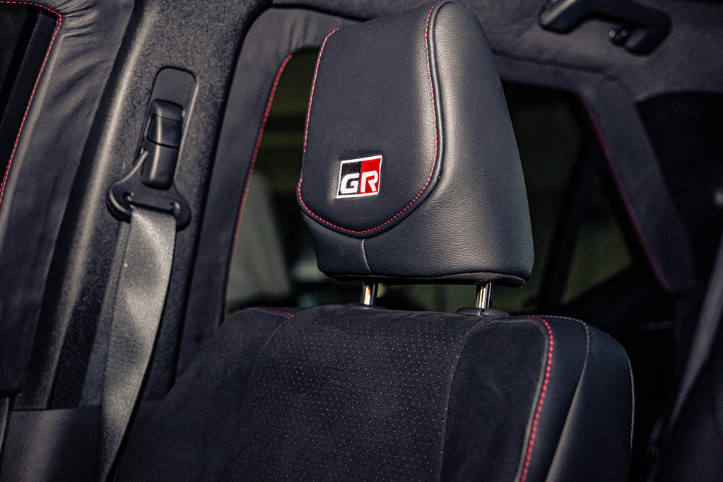 TOYOTA FORTUNER FORTUNER 2.8GD-6 4X4 GR-S A/T - 13