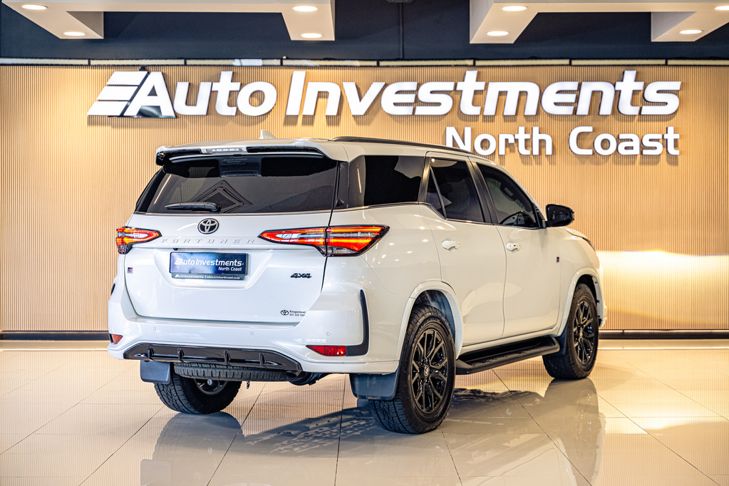 TOYOTA FORTUNER FORTUNER 2.8GD-6 4X4 GR-S A/T - 9