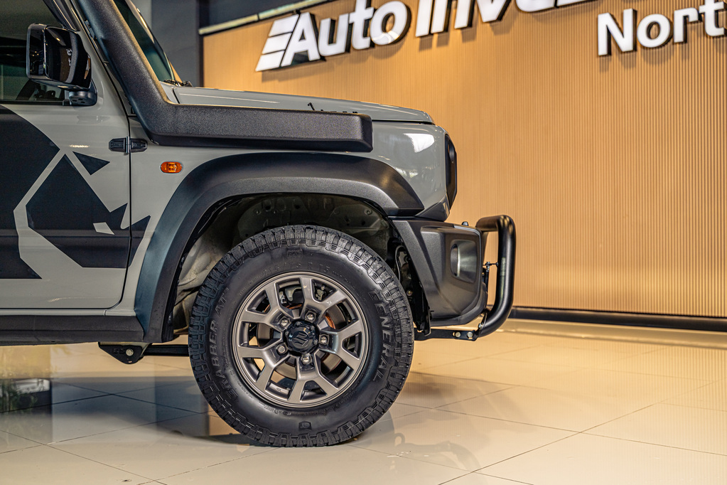 SUZUKI JIMNY JIMNY 1.5i GLX AT - 16
