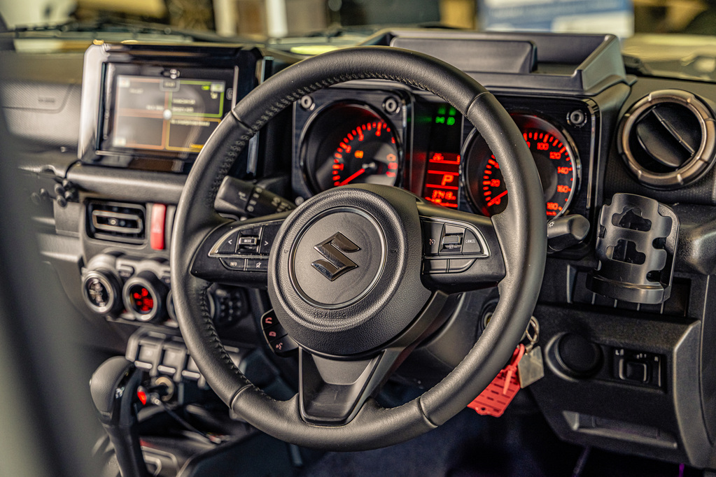 SUZUKI JIMNY JIMNY 1.5i GLX AT - 8