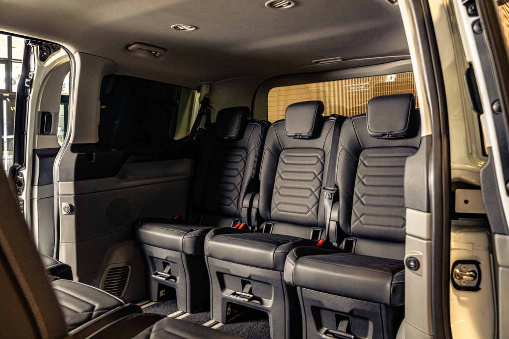 FORD TOURNEO TOURNEO CUSTOM 2.0D TITANIUM X A/T - 10