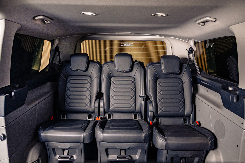 FORD TOURNEO TOURNEO CUSTOM 2.0D TITANIUM X A/T - 12