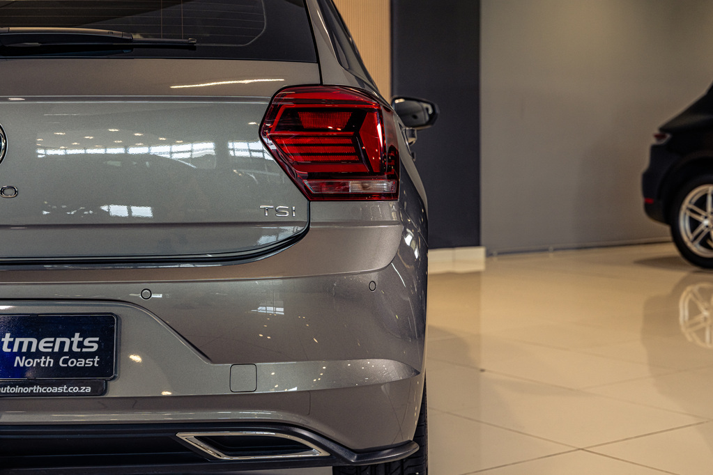 VOLKSWAGEN POLO POLO 1.0 TSI HIGHLINE DSG (85KW) - 14