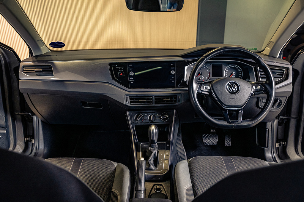 VOLKSWAGEN POLO POLO 1.0 TSI HIGHLINE DSG (85KW) - 15