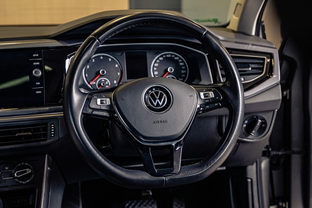 VOLKSWAGEN POLO POLO 1.0 TSI HIGHLINE DSG (85KW) - 16