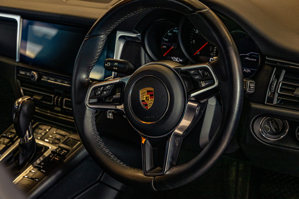 PORSCHE MACAN MACAN - 15