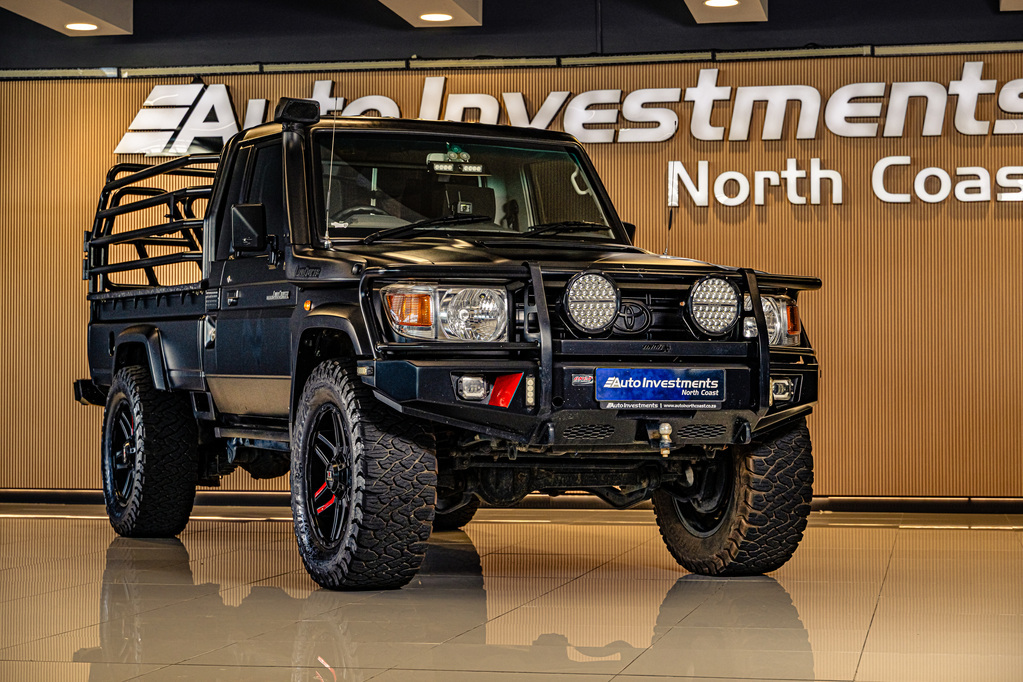 TOYOTA LAND CRUISER PICK UP LAND CRUISER 79 4.5D 70TH ED P/U S/C - 5