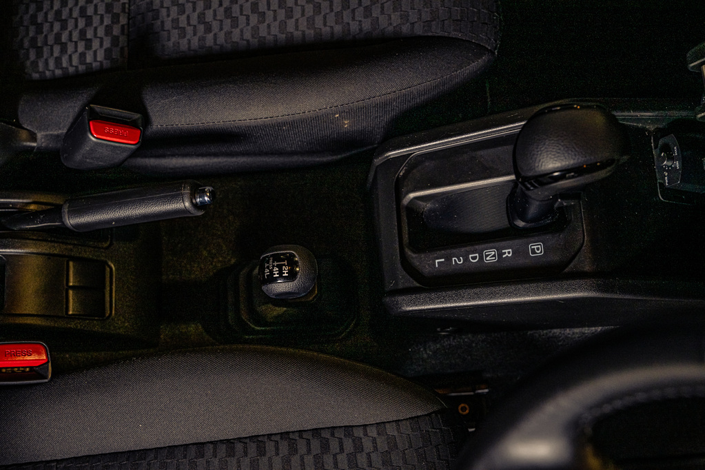 SUZUKI JIMNY JIMNY 1.5 GLX A/T - 16