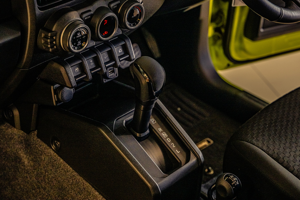 SUZUKI JIMNY JIMNY 1.5 GLX A/T - 11