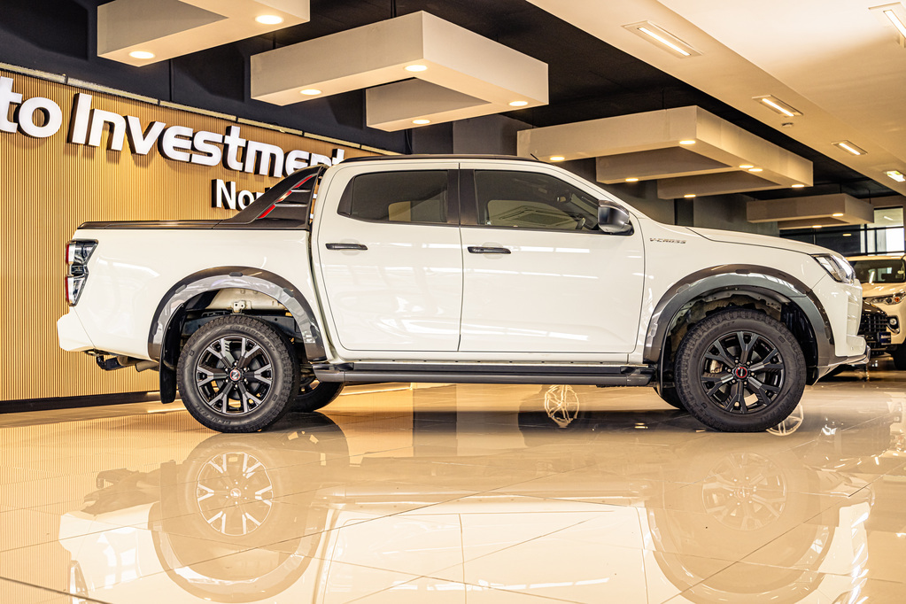 ISUZU D-MAX D-MAX 3.0 Ddi V-CROSS HR 4X4 A/T D/C P/U - 4