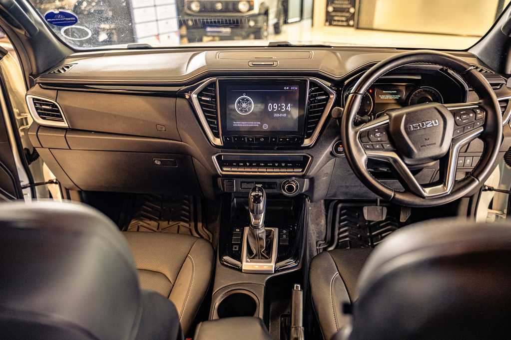 ISUZU D-MAX D-MAX 3.0 Ddi V-CROSS HR 4X4 A/T D/C P/U - 9