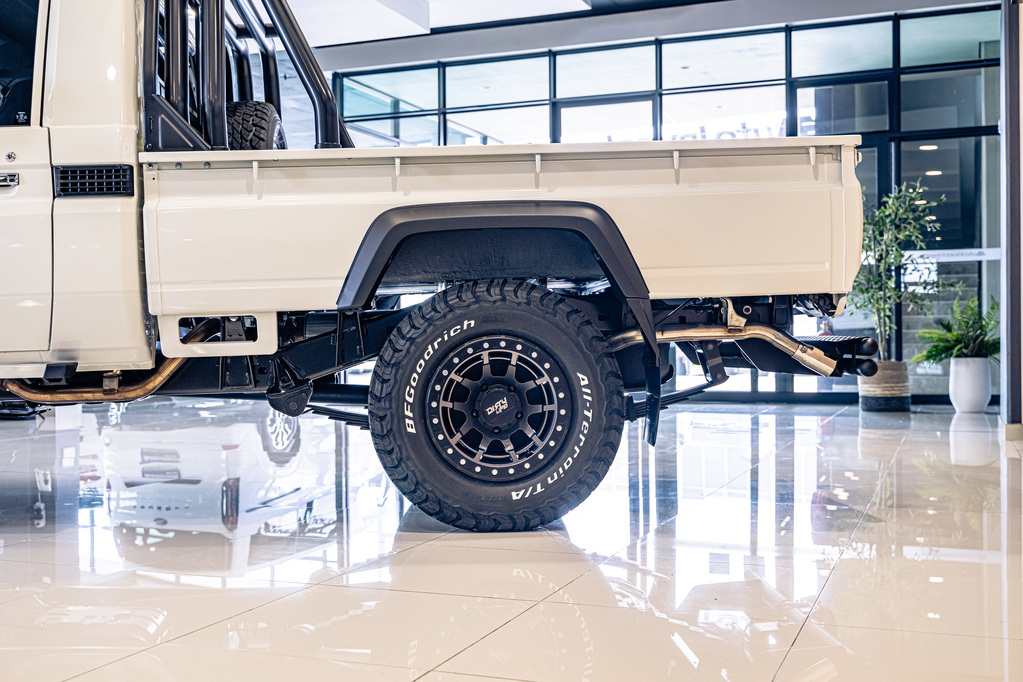 TOYOTA LAND CRUISER PICK UP LAND CRUISER 79 4.5D P/U S/C - 7