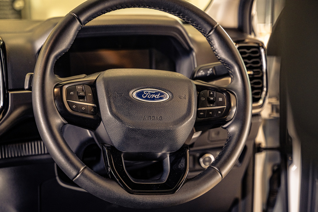 FORD RANGER RANGER 2.0D XLT 4X4 A/T D/C P/U - 10