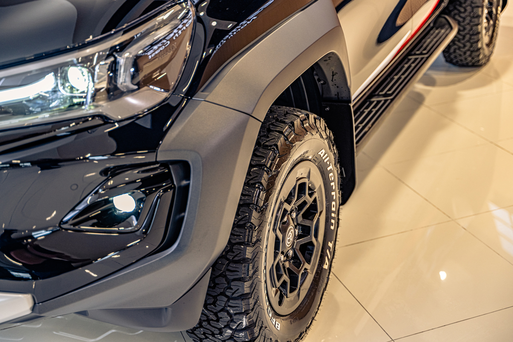 TOYOTA HILUX HILUX 2.8 GD-6 GR-S 4X4 A/T P/U D/C - 4