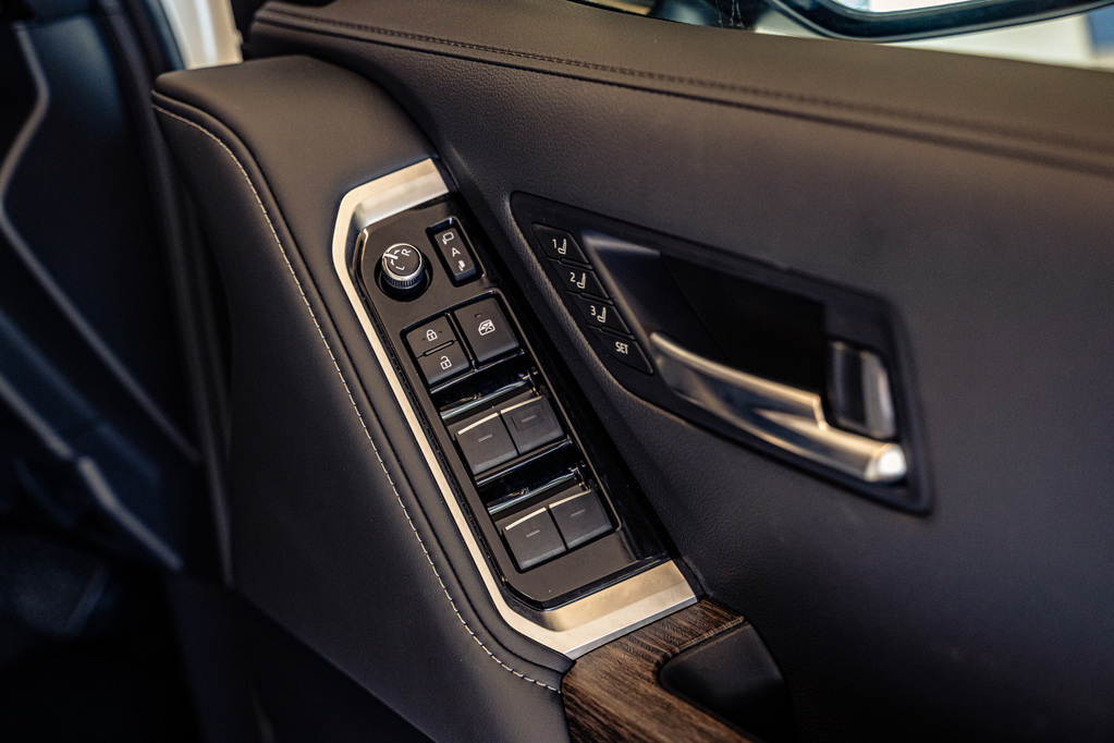 TOYOTA LAND CRUISER LANDCRUISER 300 V6 3.3D ZX - 9