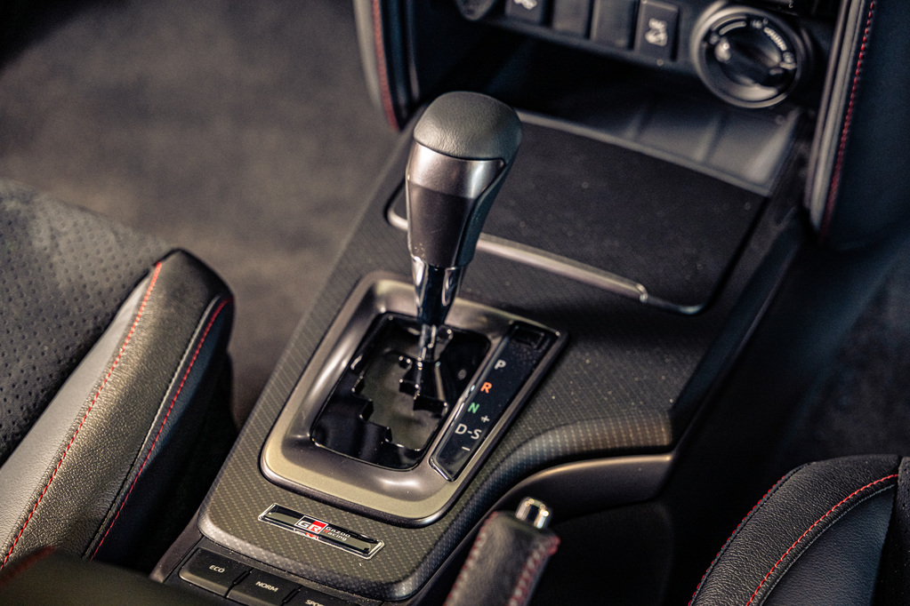 TOYOTA FORTUNER FORTUNER 2.8GD-6 4X4 GR-S A/T - 12