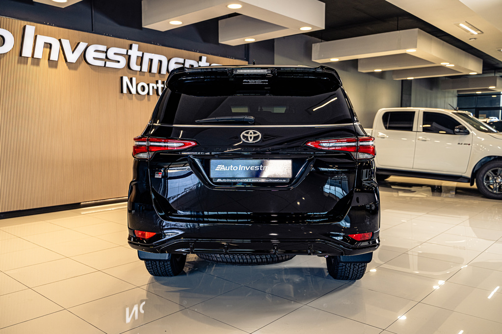 TOYOTA FORTUNER FORTUNER 2.8GD-6 4X4 GR-S A/T - 17