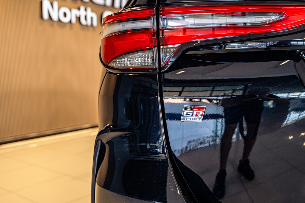 TOYOTA FORTUNER FORTUNER 2.8GD-6 4X4 GR-S A/T - 19