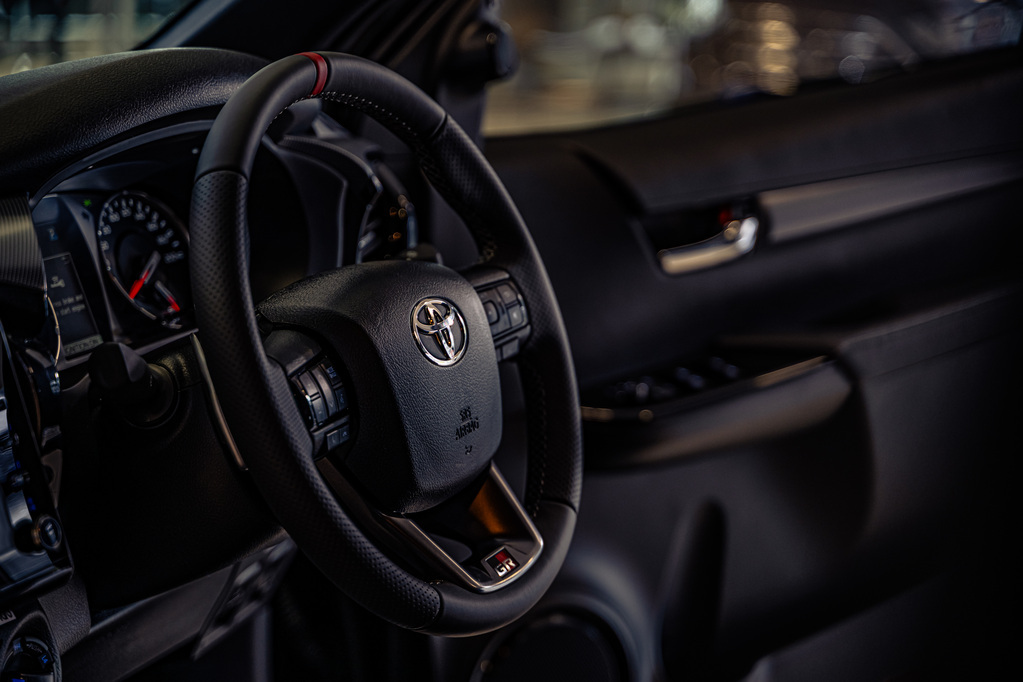 TOYOTA HILUX HILUX 2.8 GD-6 GR-S 4X4 A/T P/U D/C - 7