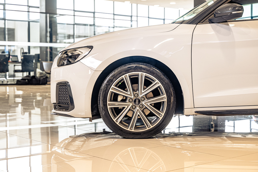 AUDI A1 A1 SPORTBACK 1.0 TFSI STRONIC (30 TFSI)