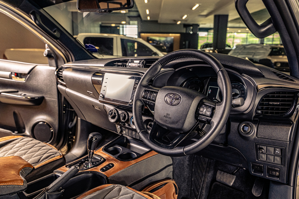 TOYOTA HILUX HILUX 2.8 GD-6 RB LEGEND 4X4 A/T P/U E/CAB