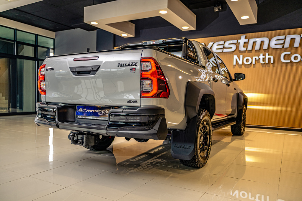 TOYOTA HILUX HILUX 2.8 GD-6 GR-S 4X4 A/T P/U D/C