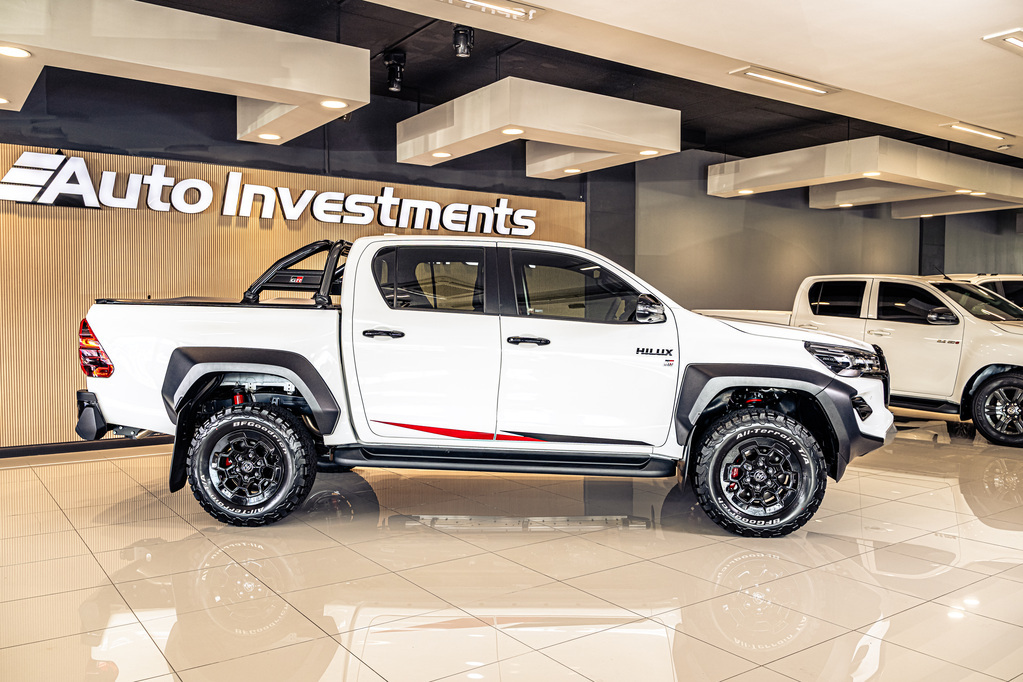 TOYOTA HILUX HILUX 2.8 GD-6 GR-S 4X4 A/T P/U D/C