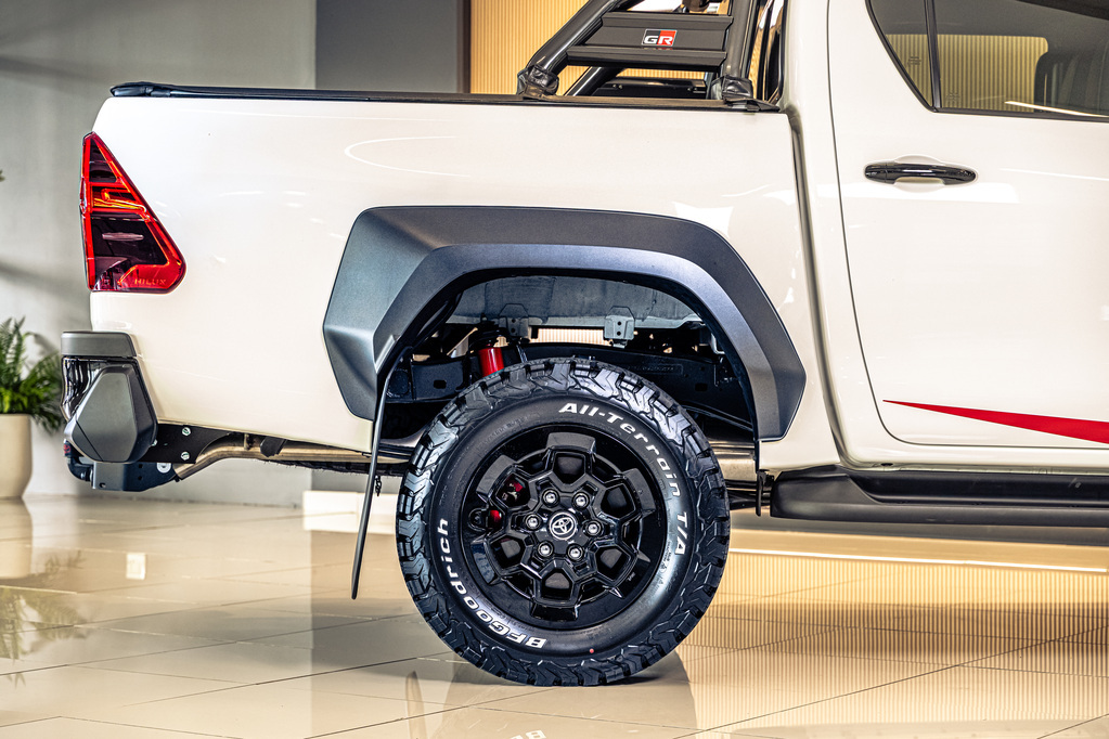 TOYOTA HILUX HILUX 2.8 GD-6 GR-S 4X4 A/T P/U D/C