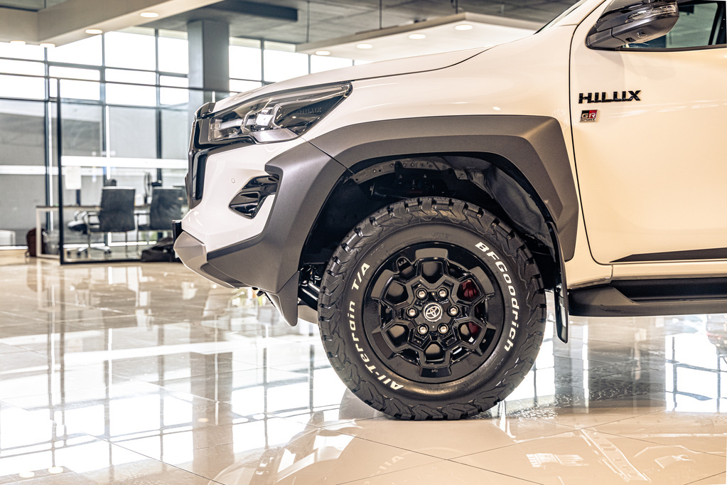 TOYOTA HILUX HILUX 2.8 GD-6 GR-S 4X4 A/T P/U D/C