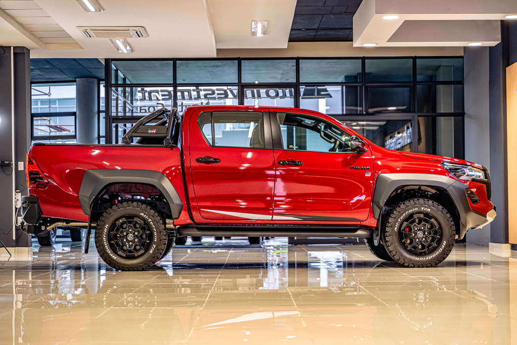 TOYOTA HILUX HILUX 2.8 GD-6 GR-S 4X4 A/T P/U D/C - 19