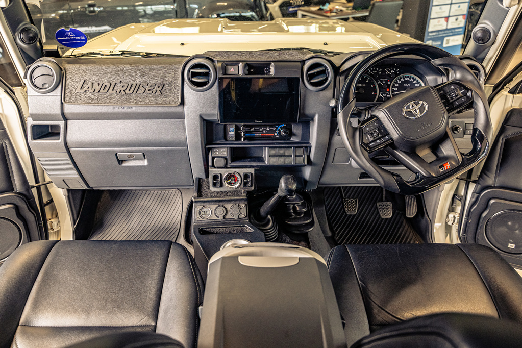 TOYOTA LAND CRUISER 79 LAND CRUISER 79 4.5D P/U D/C