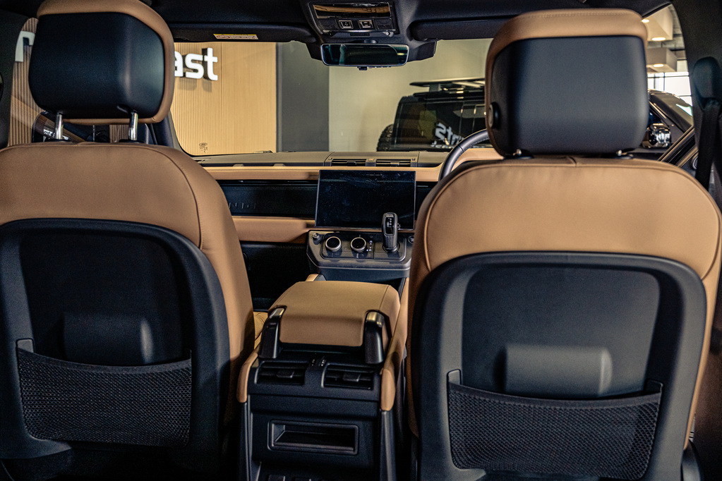 LAND ROVER DEFENDER 110 DEFENDER 110 5.0 V8 HSE X-DYNAMIC (P425)