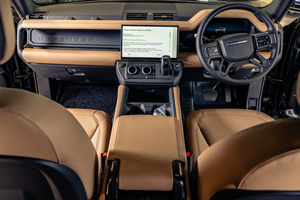 LAND ROVER DEFENDER 110 DEFENDER 110 5.0 V8 HSE X-DYNAMIC (P425)