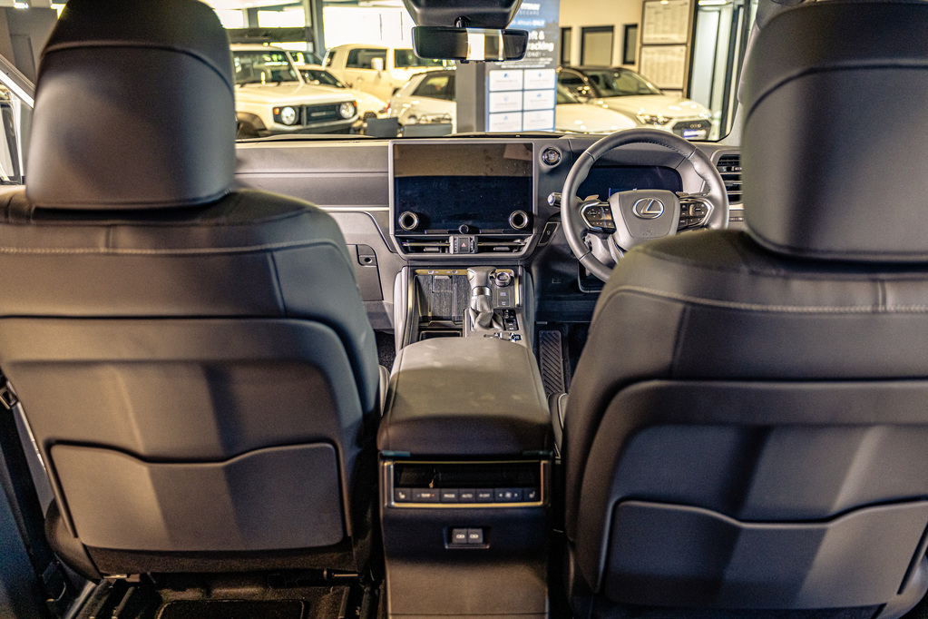 LEXUS 63M GX 3.5T SE