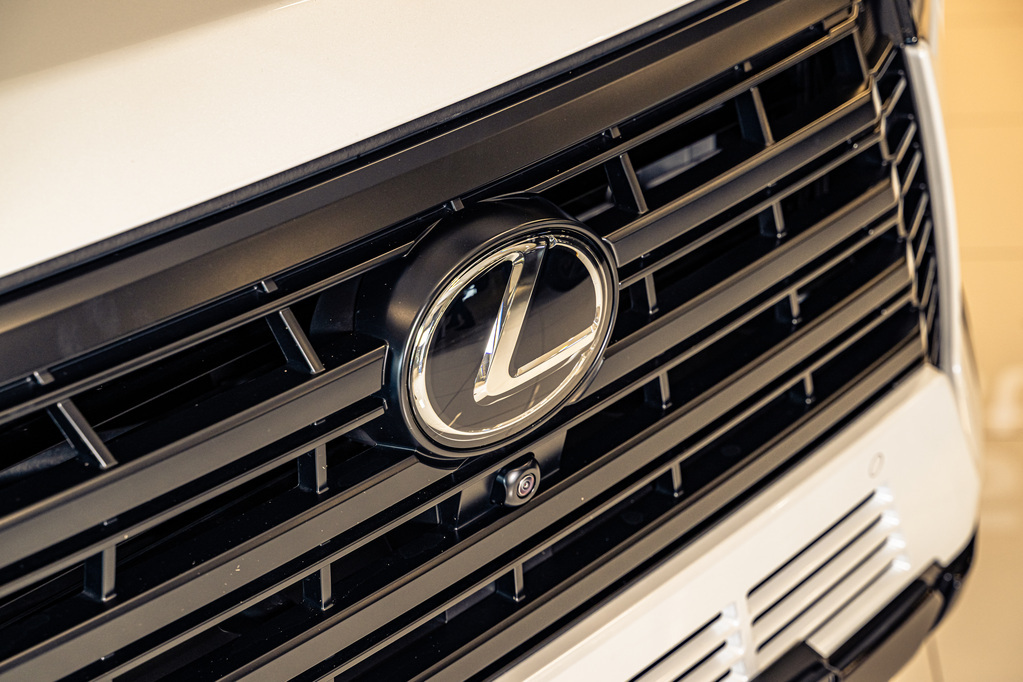 LEXUS 63M GX 3.5T SE