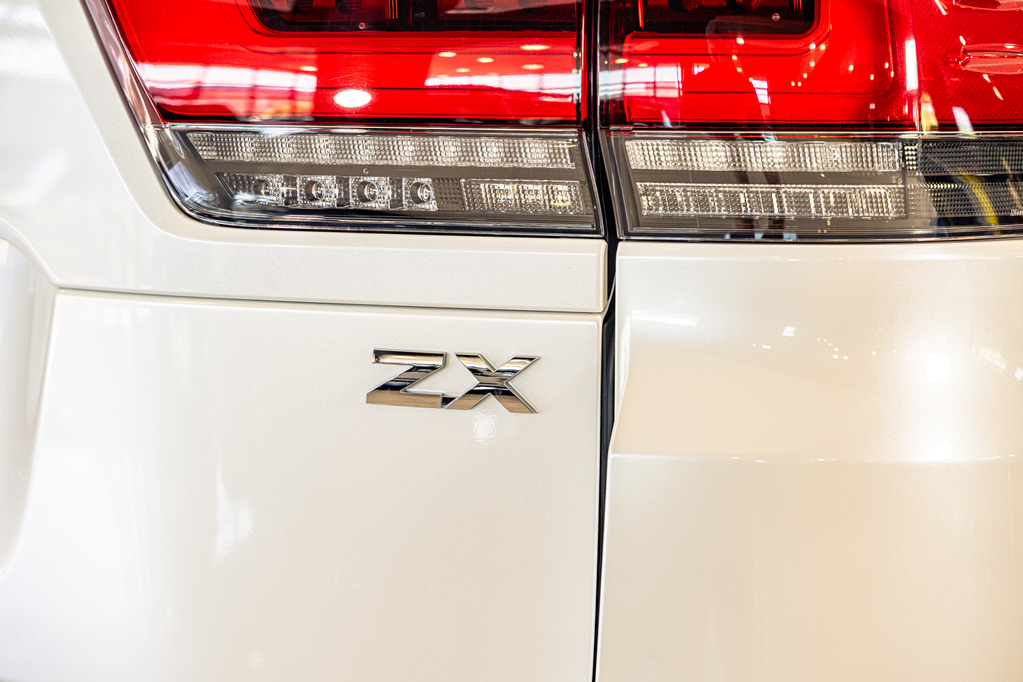 TOYOTA LAND CRUISER 300 LANDCRUISER 300 V6 3.3D ZX