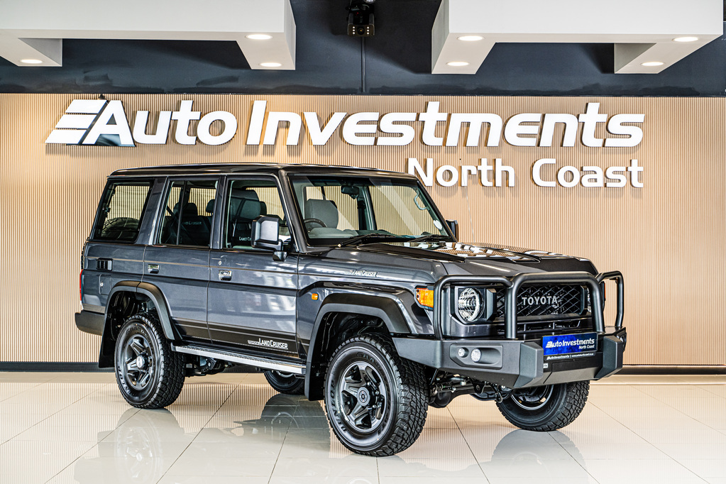 TOYOTA LAND CRUISER 76 LANDCRUISER 76 2.8 GD-6 VX S/W A/T