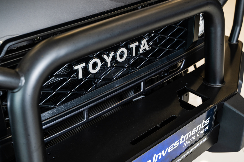 TOYOTA LAND CRUISER 76 LANDCRUISER 76 2.8 GD-6 VX S/W A/T