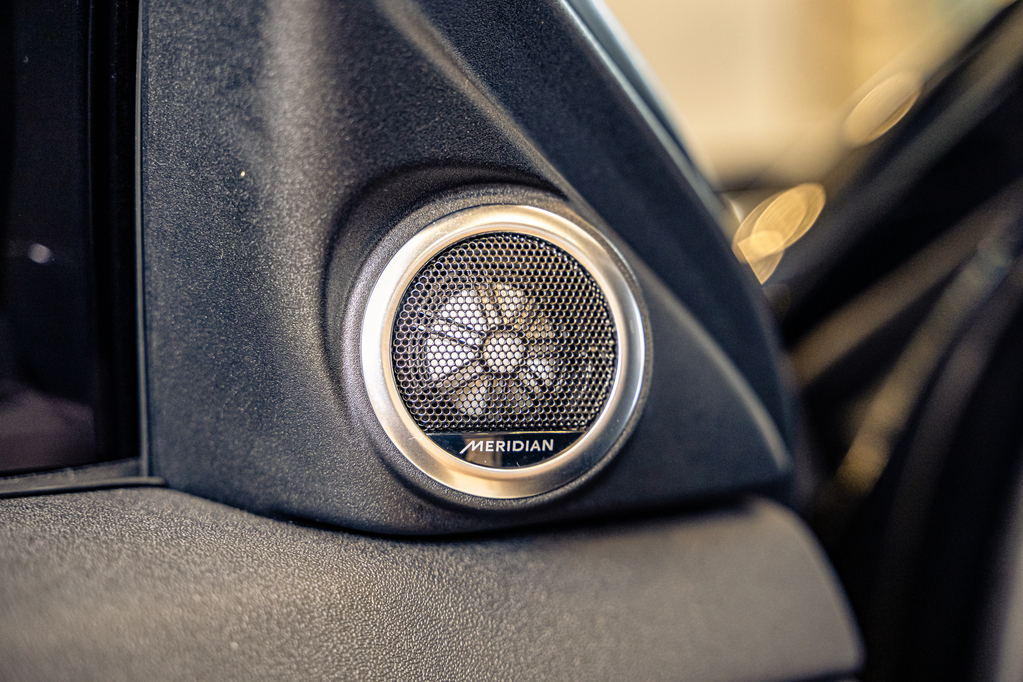 LAND ROVER EVOQUE EVOQUE 2.0D SE R-DYNAMIC 147KW (D200)