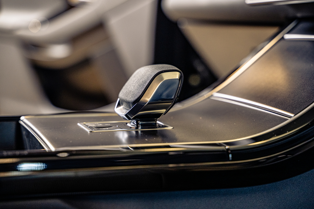 LAND ROVER EVOQUE EVOQUE 2.0D SE R-DYNAMIC 147KW (D200)