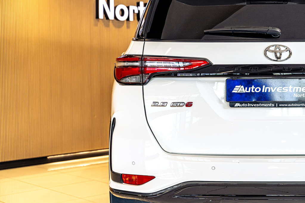 TOYOTA FORTUNER FORTUNER 2.8GD-6 R/B A/T - 17