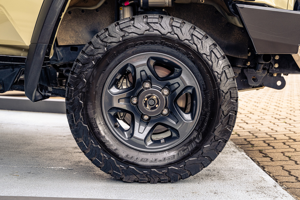 TOYOTA LAND CRUISER 79 LAND CRUISER 79 2.8 GD-6 P/U S/C A/T - 16