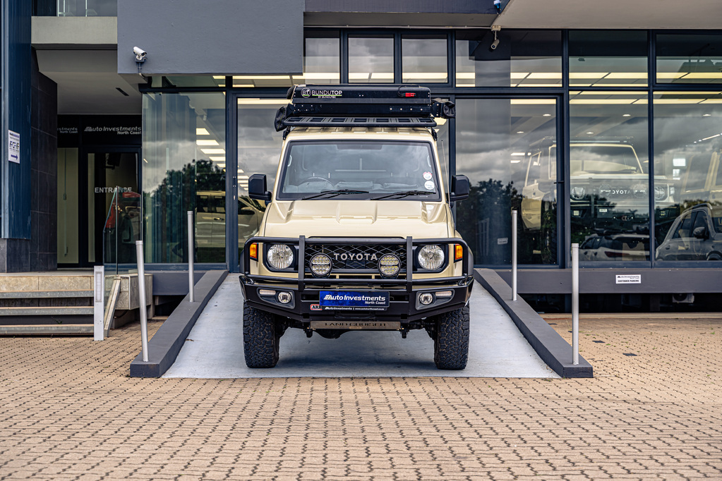 TOYOTA LAND CRUISER 79 LAND CRUISER 79 2.8 GD-6 P/U S/C A/T - 2