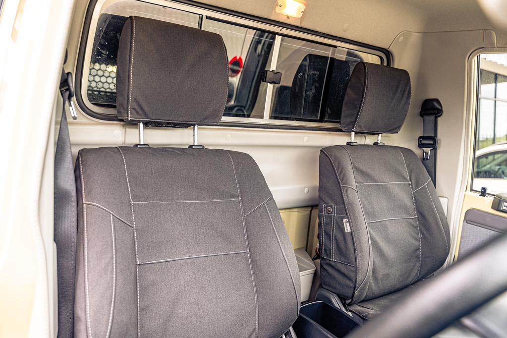 TOYOTA LAND CRUISER 79 LAND CRUISER 79 2.8 GD-6 P/U S/C A/T - 5