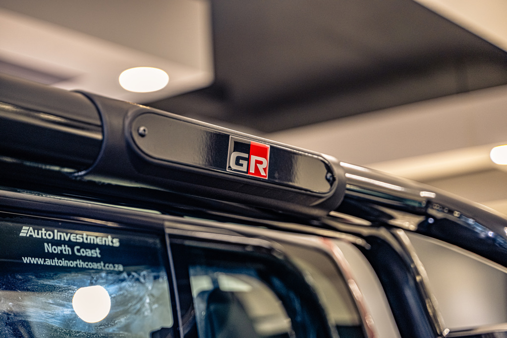 TOYOTA HILUX HILUX 2.8 GD-6 GR-S 4X4 A/T P/U D/C - 18